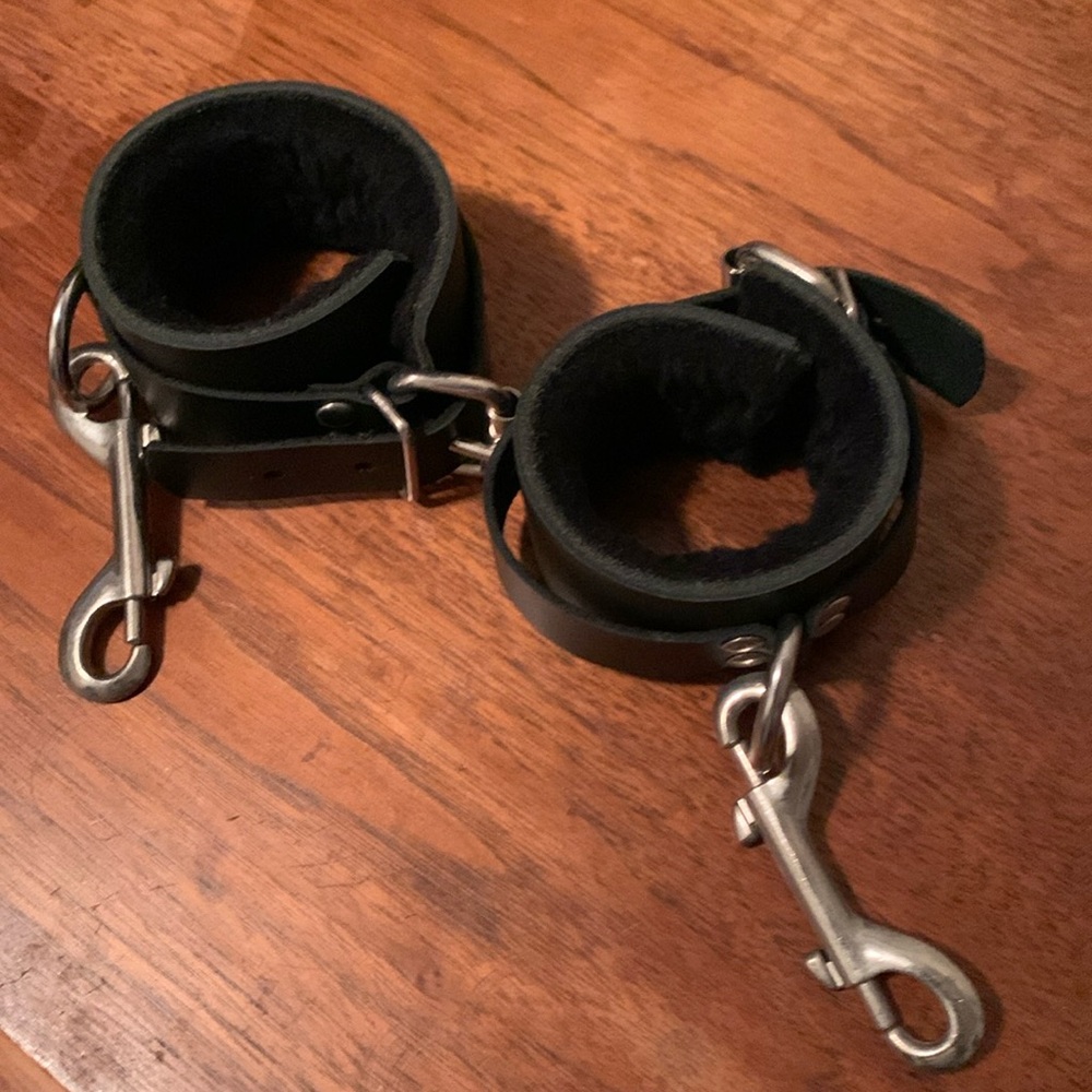 Locally-crafted Lined Black Leather Handcuffs S&M lite